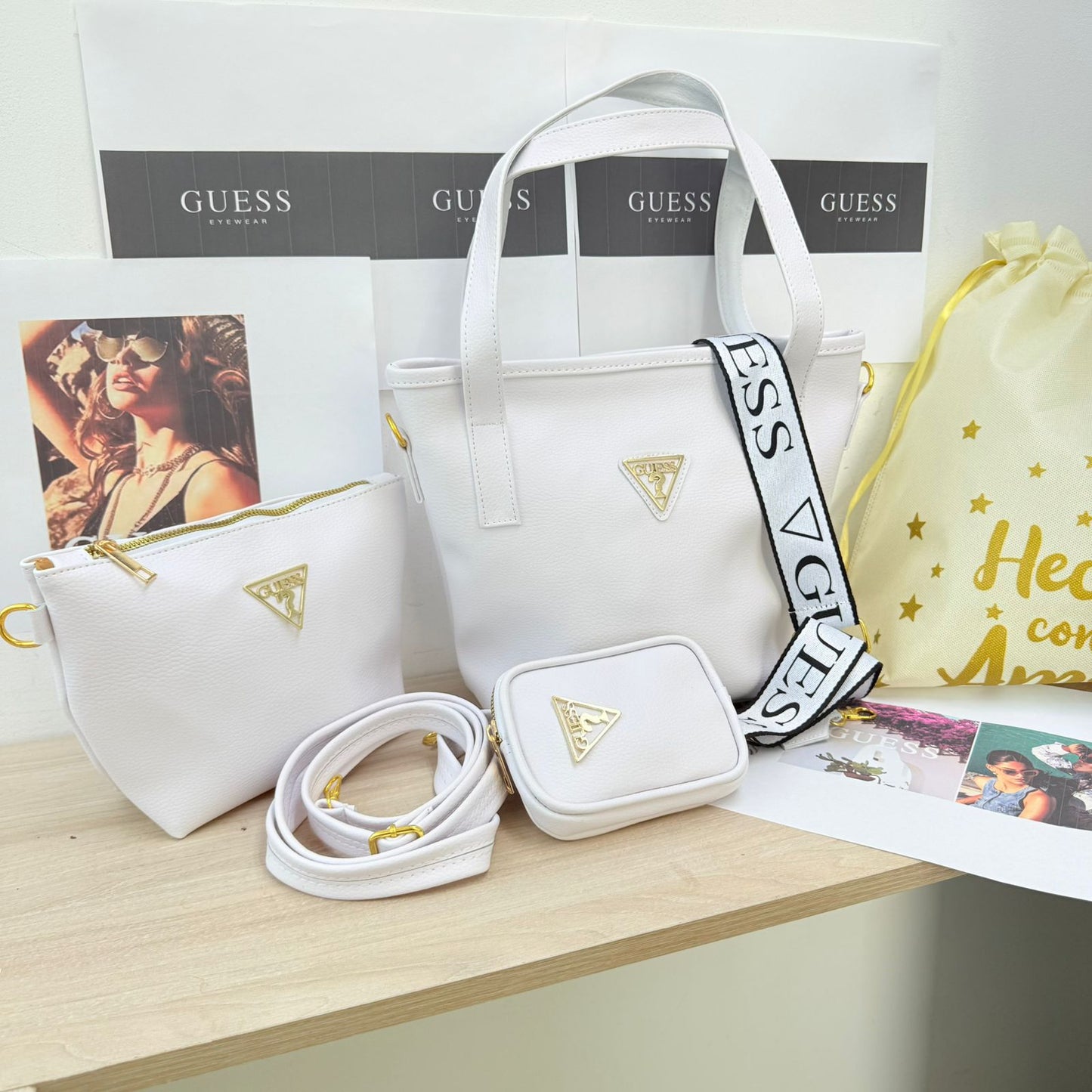 Set de Bolsos para Mujer Guess – Trio Elegante con Acabados Premium