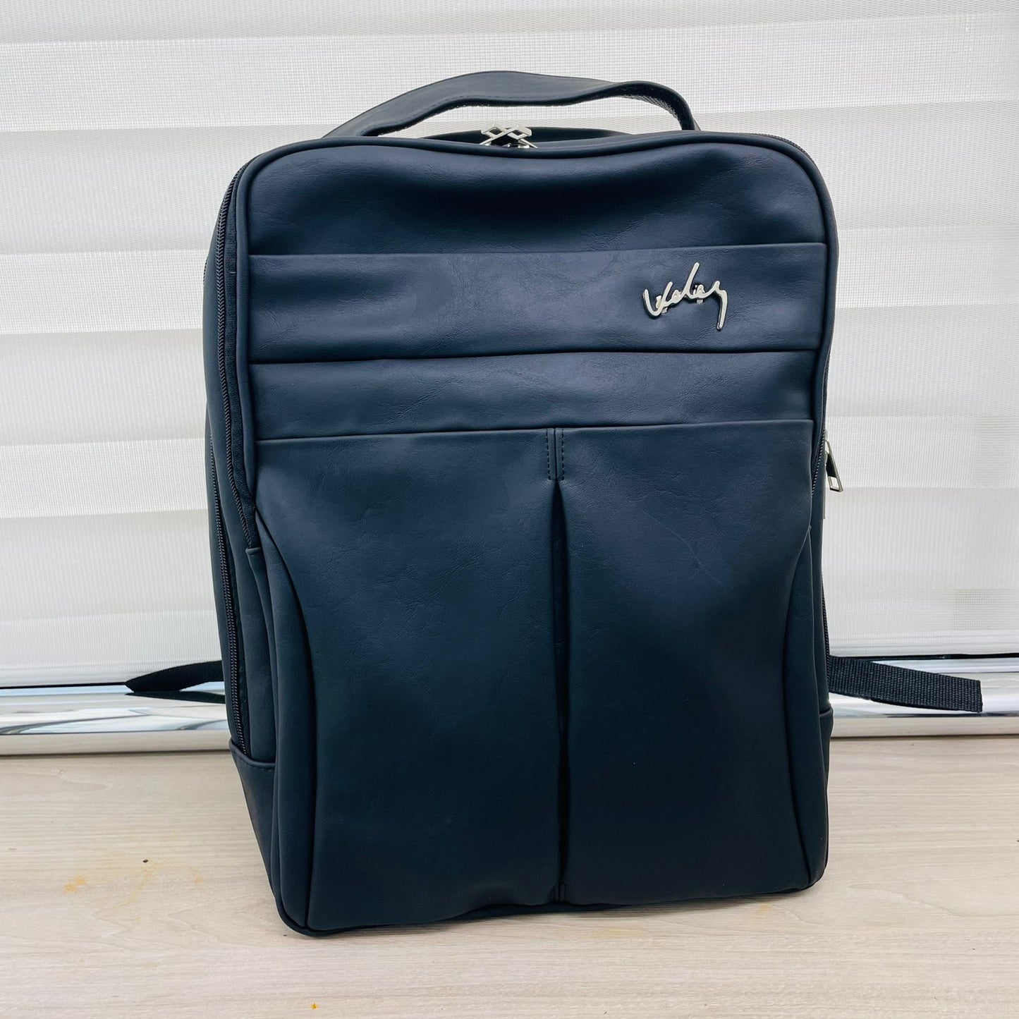 Bolso Vélez para Caballero – Estilo Ejecutivo con Bolsillo para Portátil