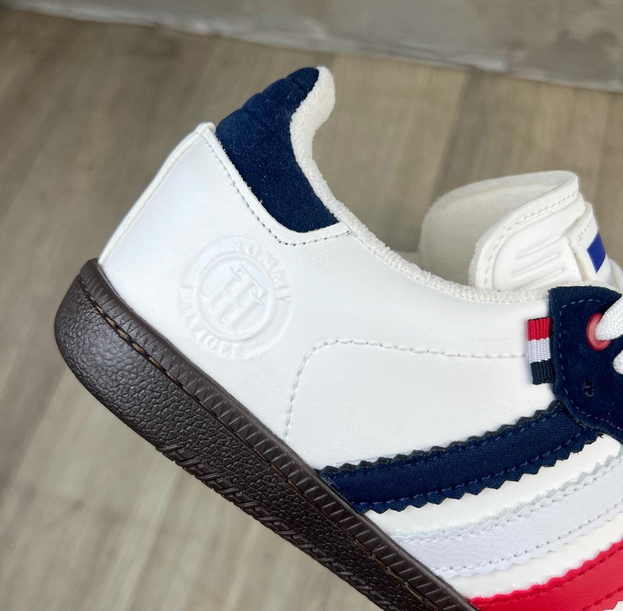 Tenis Adidas Samba Edición Tommy Hidilfe