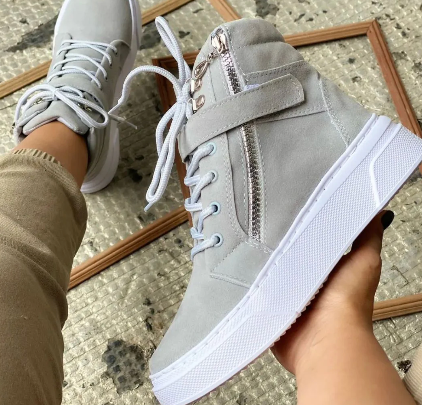 Bota Deportiva Urbana para Mujer - Gamuza Premium con Plataforma Alta