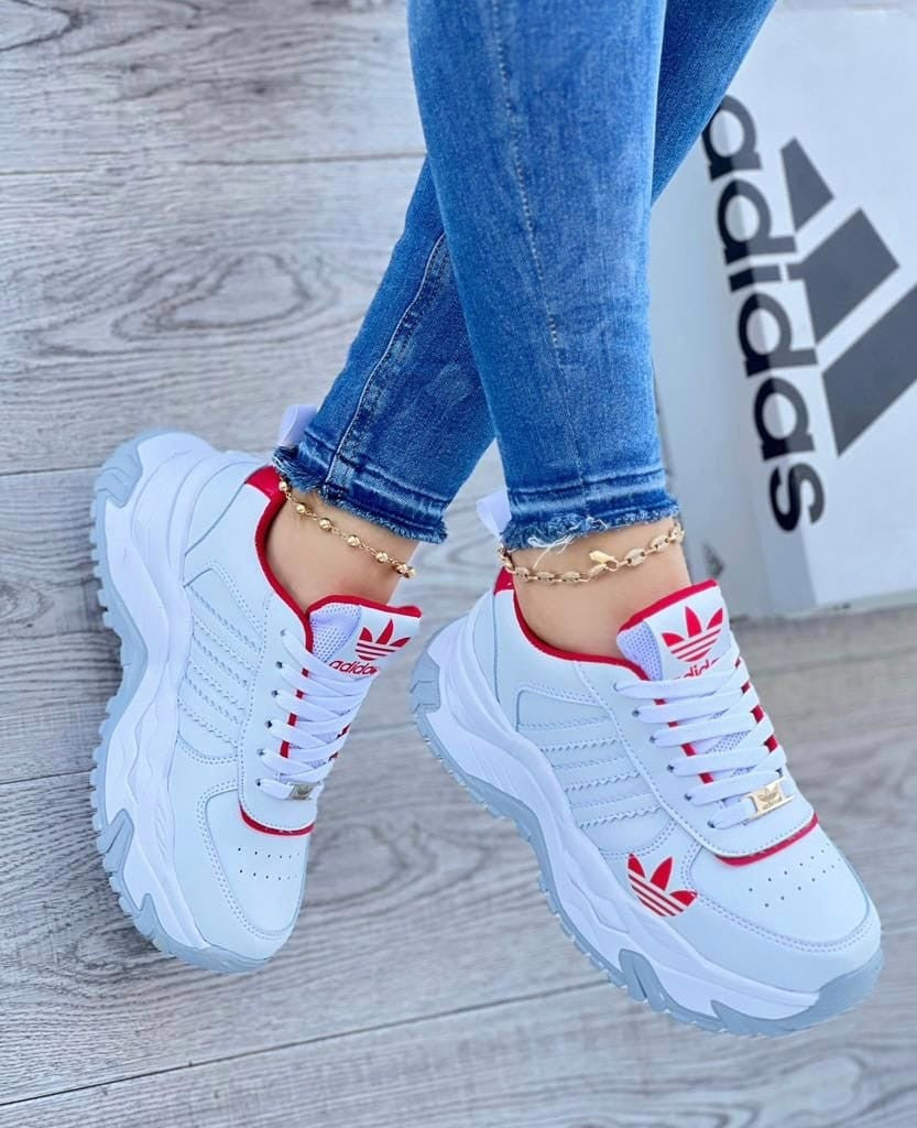 Tenis Adidas Dama Suela Alta – Estilo y Comodidad que Eleva Tu Look