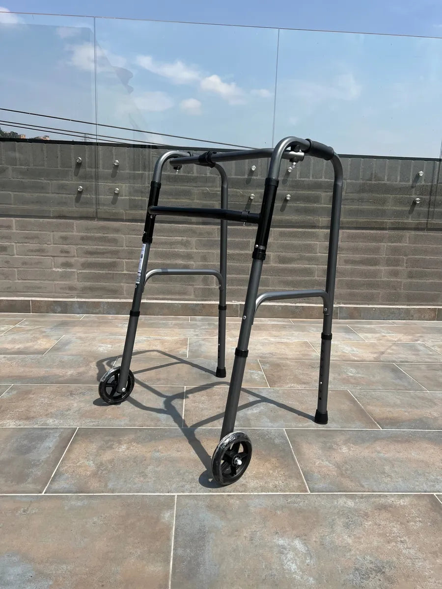 Caminador Ortopédico Plegable Paso a Paso con Ruedas – Altura Ajustable Gris