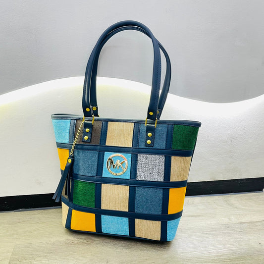 Bolso Michael Kors Edición Rihanna - Elegancia y Versatilidad en Colores Exclusivos