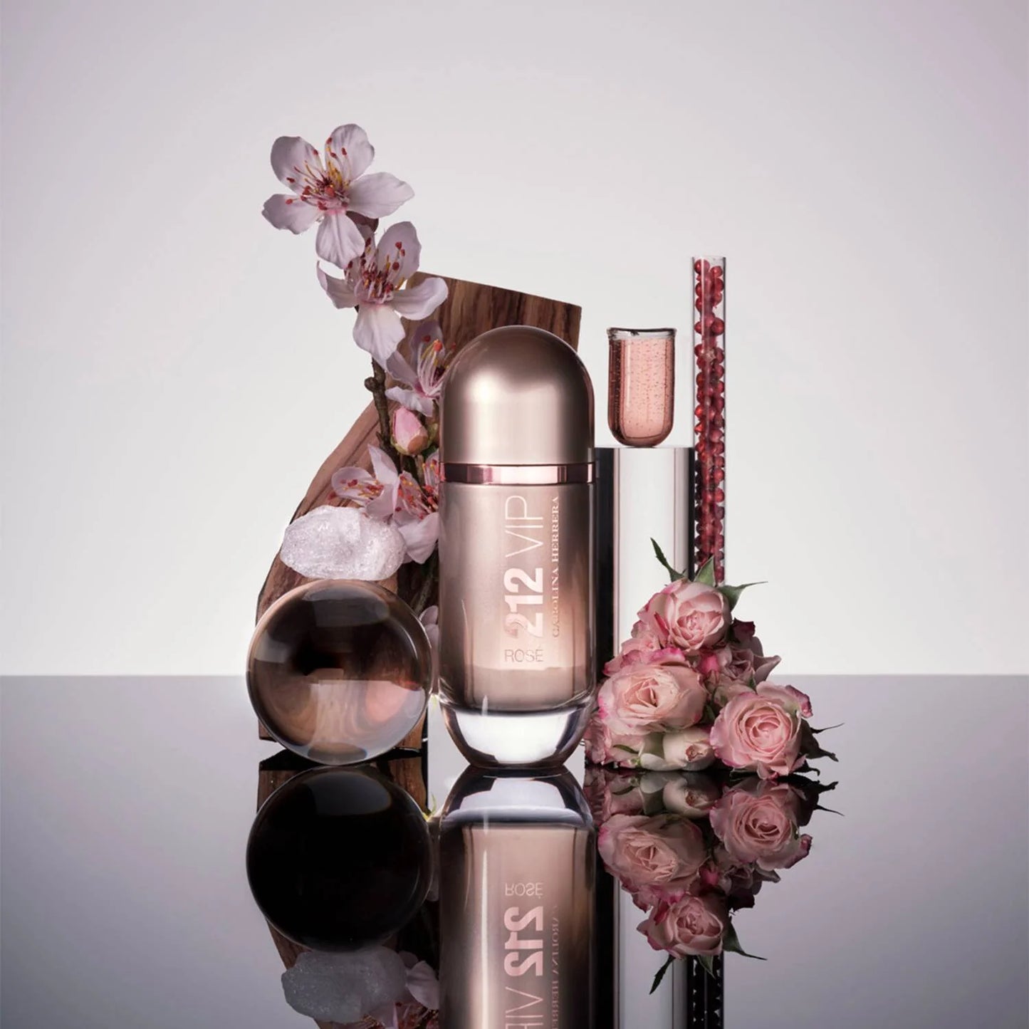 Perfume Carolina Herrera 212 VIP Rosé 50 ml