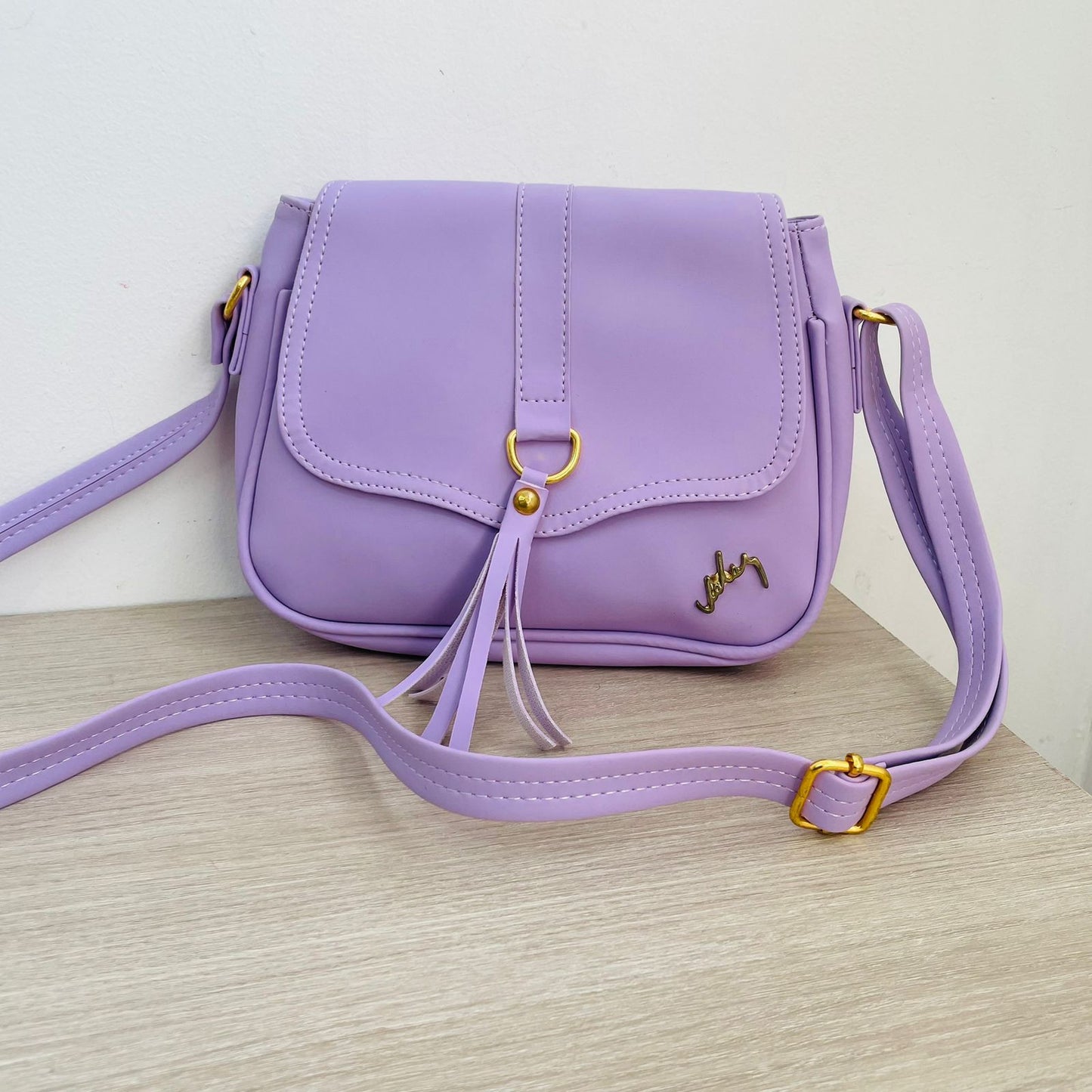 Bolso Vélez para Dama – Diseño Elegante y Compacto