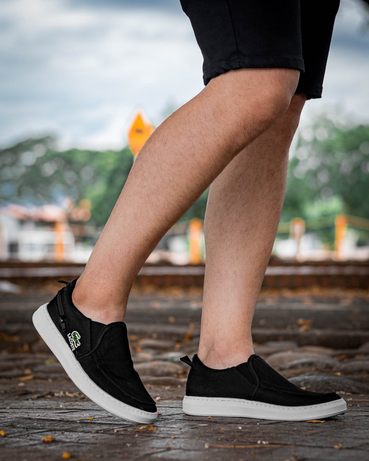 Tenis Casuales LACOSTE | Diseño Elegante y Confortable